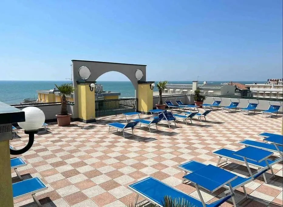 Sea View Apartment In Caorle