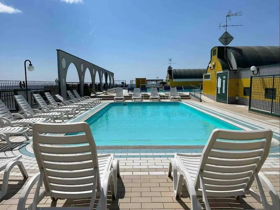 Sea View Apartment In Caorle